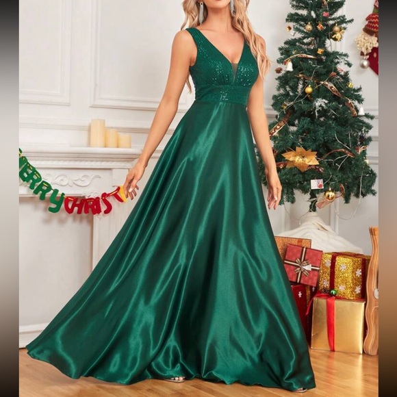 Charming Round Neck Rhinestone V-Back Prom Dresses, PD0307
